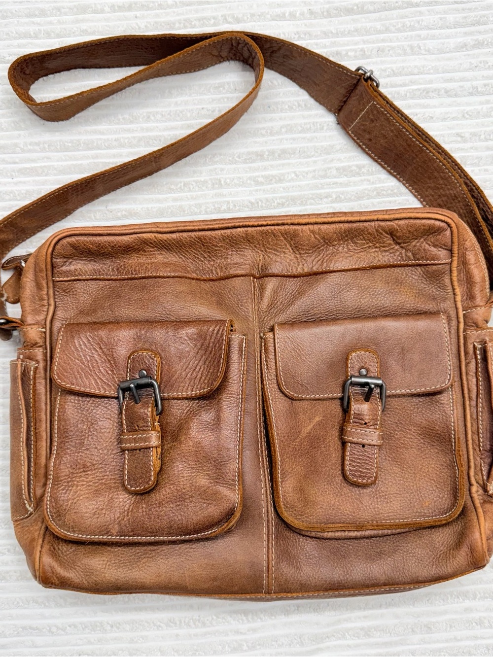 Roots Brown Leather Crossbody Messenger Bag